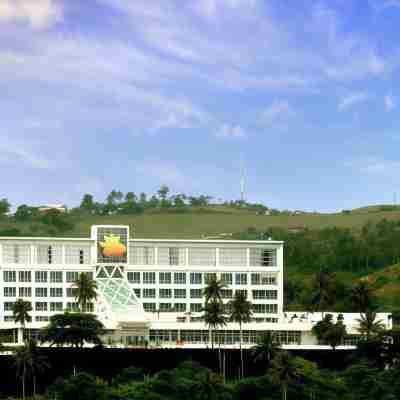 The Oriental Legazpi Hotel Exterior