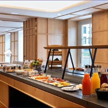 Hotel les Haras by Stay Collection Отели рядом с достопримечательностью «Музей модернистского и современного искусства»