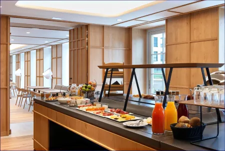 Hotel les Haras Отели рядом с достопримечательностью «Парк Контад»