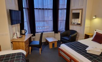 Hampton Court Guesthouse - City Centre