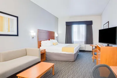 Ramada by Wyndham Marina Hotels in Marina