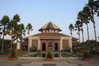 Yellow Star Gejayan Hotel