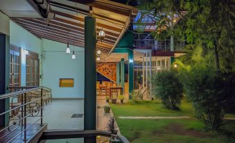 Sigiri Choona Lodge 'Unique Sunrise Viewpoint'