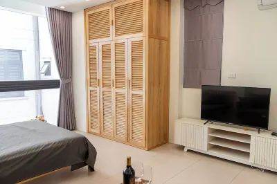 Central Westlake Residence 2 - By Pegasy Group Các khách sạn gần Chợ đầu mối phía Bắc