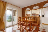 2 Bedroom Apartment, Puebla Aida