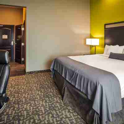 Best Western Plus Bay City Inn  Suites Rooms