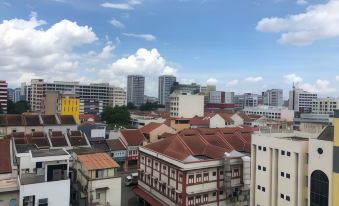 JH Hotel - Housity