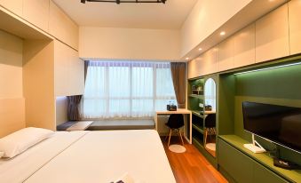 Pleasant and Tidy Studio Apartment Springlake Summarecon Bekasi