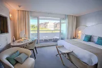 Miramar la Cigale Hotel Thalasso & Spa Отели рядом с достопримечательностью «Port Crouesty»