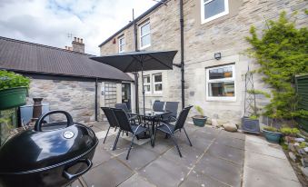 Immaculate 3 Bedroom House in Blair Atholl - Housity
