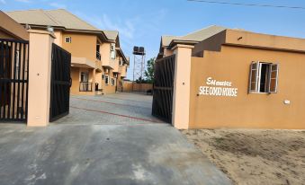 See Good Guest House Enimarire
