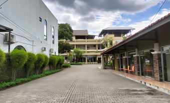 Hotel Catur Putra