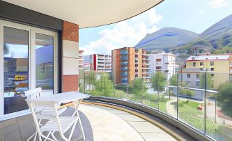 Roggia Apartments by Quokka 360 - a Stone's Throw from Ciani Park
