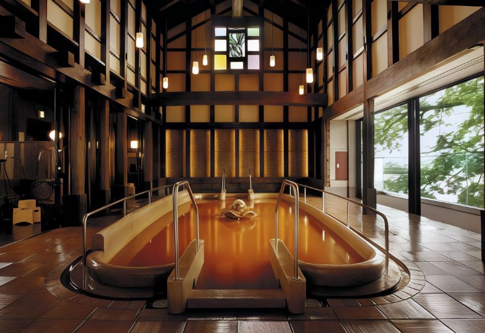 주하치로 하나레 야도 이토