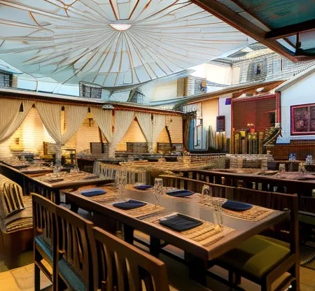 Le Sutra Hotel, Khar, Mumbai Отели рядом с достопримечательностью «Железнодорожный вокзал Дадар»