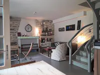 Ecluse de la Tindière Hotels in Le Gavre
