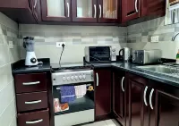 Beautiful Quiet & Cozy  Close to Highway Hotels in Amasaman