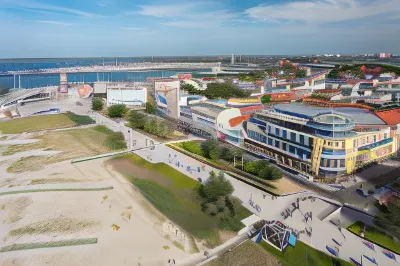 Strand-Hotel Hübner Отели в г. Варнемюнде