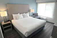 AmericInn by Wyndham Baxter Brainerd Hotels in East Gull Lake