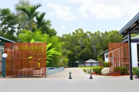 Birch Resort Port Douglas Hotels in Port Douglas