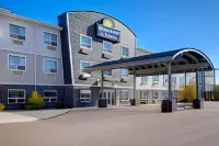 Days Inn & Suites by Wyndham Warman Hotels in Warman