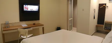 Big Fish Hotel Отели в г. Манадо