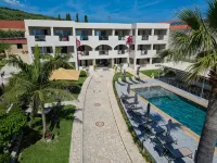 Remezzo Studios & Apartments - ที่มีสระว่ายน้ำ