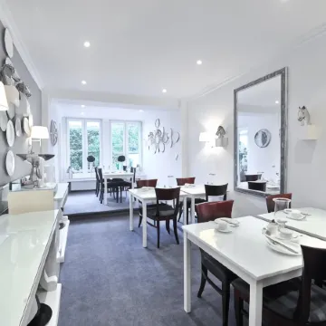 Boutique Hotel Sir & Lady Astor - the Charming City Hotels Отели рядом с достопримечательностью «Музей Гете»