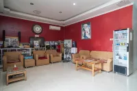 RedDoorz Syariah Near Tugu Dodol Kandangan