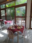 Finolhu Beach Guest House Hotel di Thinadhoo