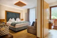 Adler Hotel Wellness & Spa - Andalo Hotels in Molveno