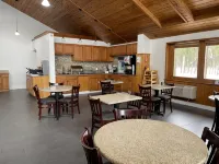 Comfort Inn & Suites Syracuse-Carrier Circle - breakfast