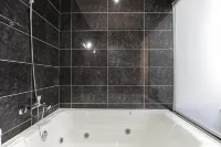 โฮเทล แอร์ รีแลกซ์