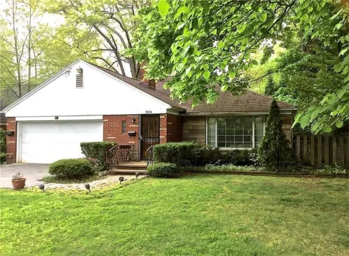 Pet Friendly - 6 mi from National Park, Blossom Music