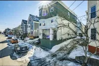 Cozy, Elegant and Bright 2 bed in the East End