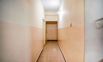 FabHotel Aditya Yatri Nivas - Nr Tirupati Railway Station