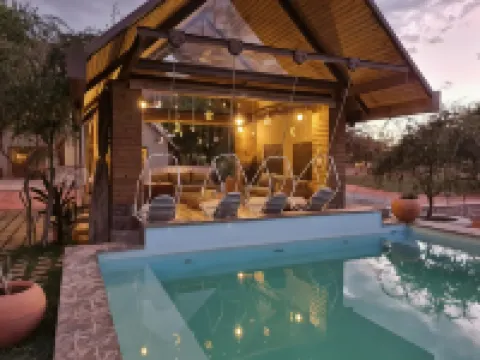 Callies Game Lodge Safaris Hotéis em Tsumeb