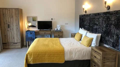 Oxgang Kitchen Bar & Rooms in Grangemouth