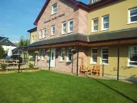 MacLean Guest House