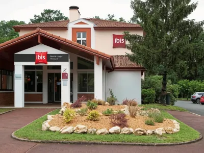 Ibis Biarritz-Anglet Aéroport Hotel in zona Faculty of Science and Technology of the Basque Coast