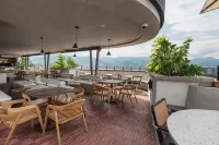 Heiss Hotel by Jalo - breakfast