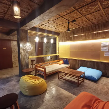 Hang Loose Hostel