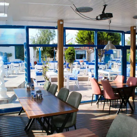 Mavi Restaurant & Apartments 1