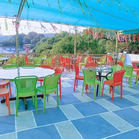 Saanjh Riverside Resort Отели в г. Авакали