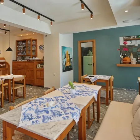 Liadromia Hotel