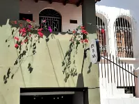 Epifania Hostel Hotels near St. Peter the Apostle Cathedral, Cali