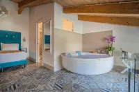 Don Giulio Luxury Rooms Jacuzzi - Hot Tub