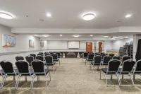 Best Western Lake Oswego Hotel  Suites Hotels in Tigard