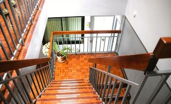 Lux Rooms Night Bazaar