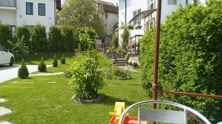 Pensiunea Riunione Отели рядом с достопримечательностью «DASH»